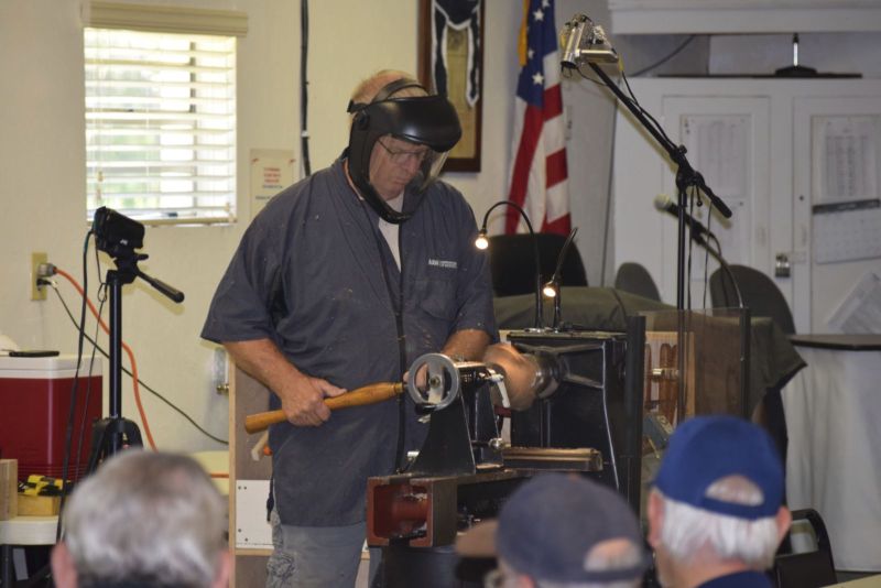 april_2016_sawdust_16