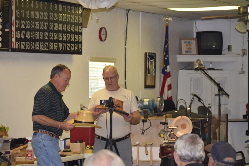 april_2016_sawdust_20