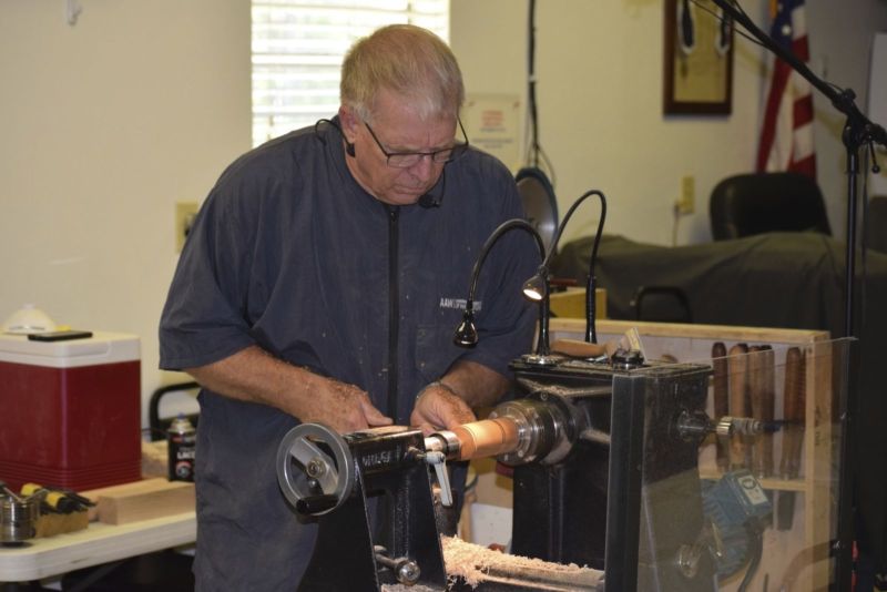 april_2016_sawdust_26